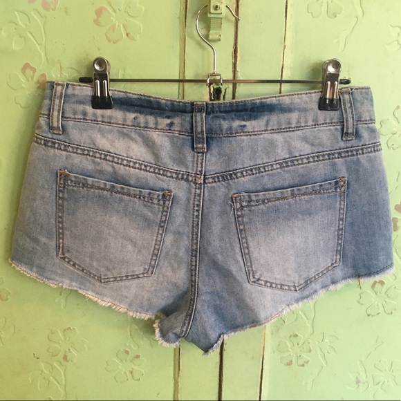 Disney OLAF Denim Shorts Distressed Ladies size 8 - Picture 2 of 5